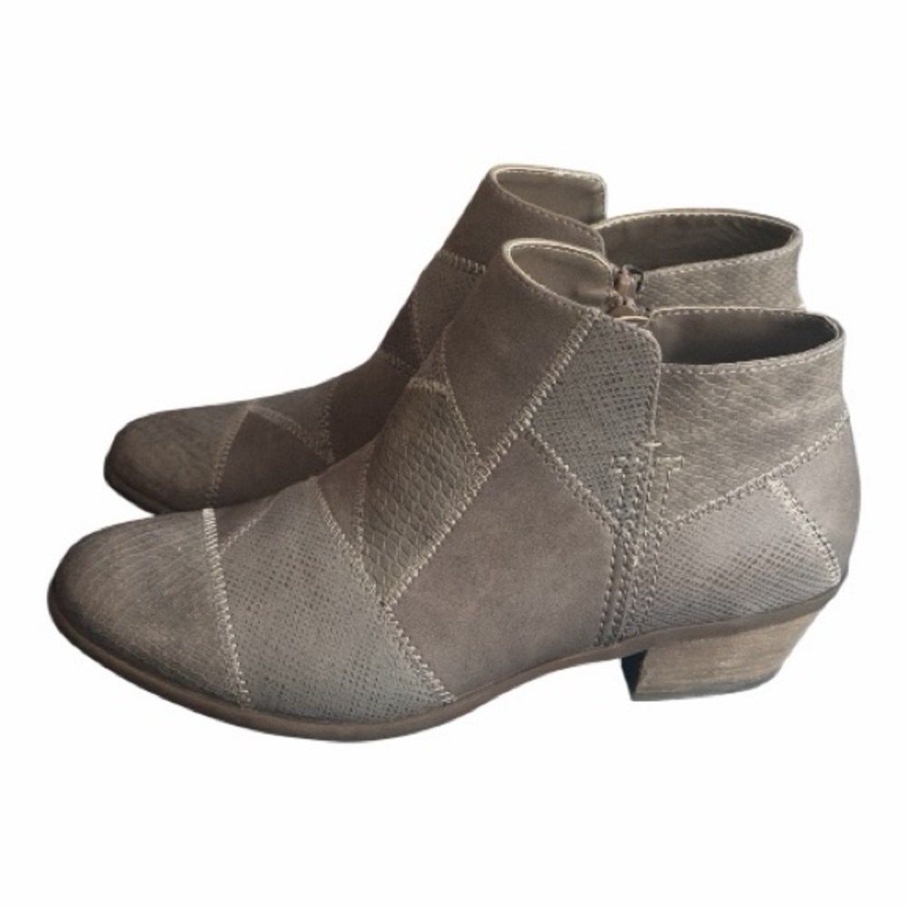G.H. Bass & Co. Women's Nina Ankle Boots Size 8 - Picture 3 of 8